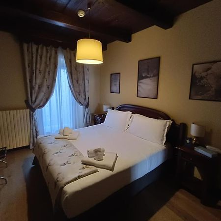 Hotel Jumeaux Брей-Червиния Экстерьер фото