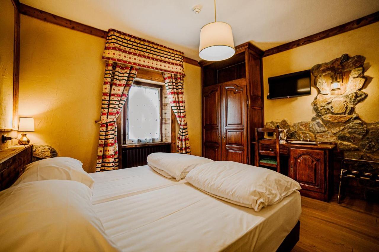 Hotel Jumeaux Брей-Червиния Экстерьер фото