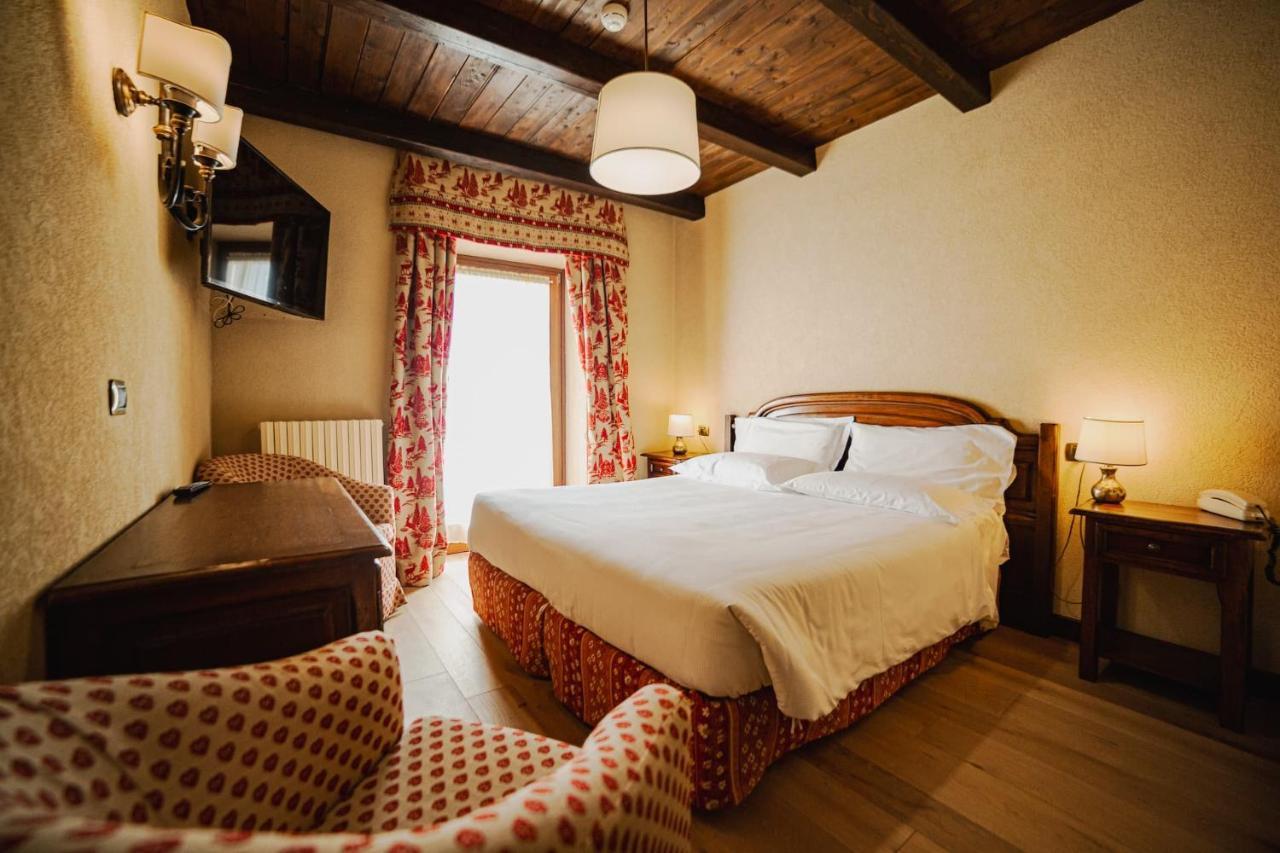 Hotel Jumeaux Брей-Червиния Экстерьер фото