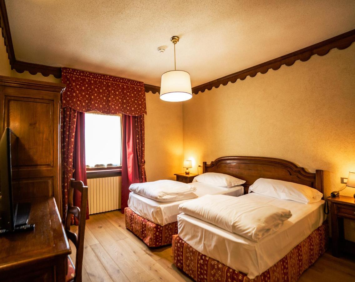 Hotel Jumeaux Брей-Червиния Экстерьер фото